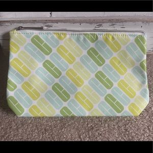 NWOT Clinique Cosmetic Bag